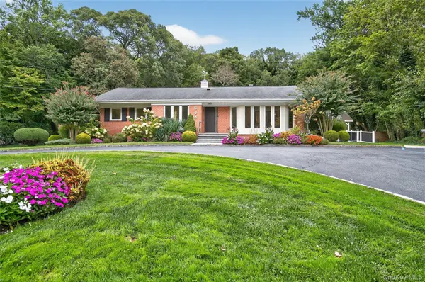 634 Park AVE, Huntington, NY 11743