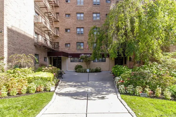 87-15 204th ST #B57, Hollis, NY 11423