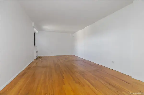 87-15 204th ST #B57, Hollis, NY 11423