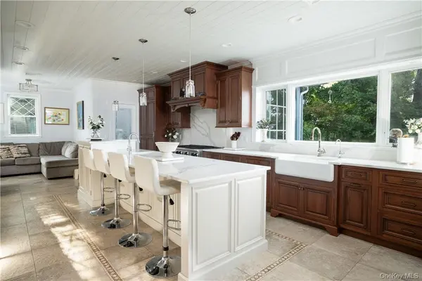 9 Voorhis, Nyack, NY 10960