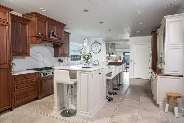 9 Voorhis, Nyack, NY 10960