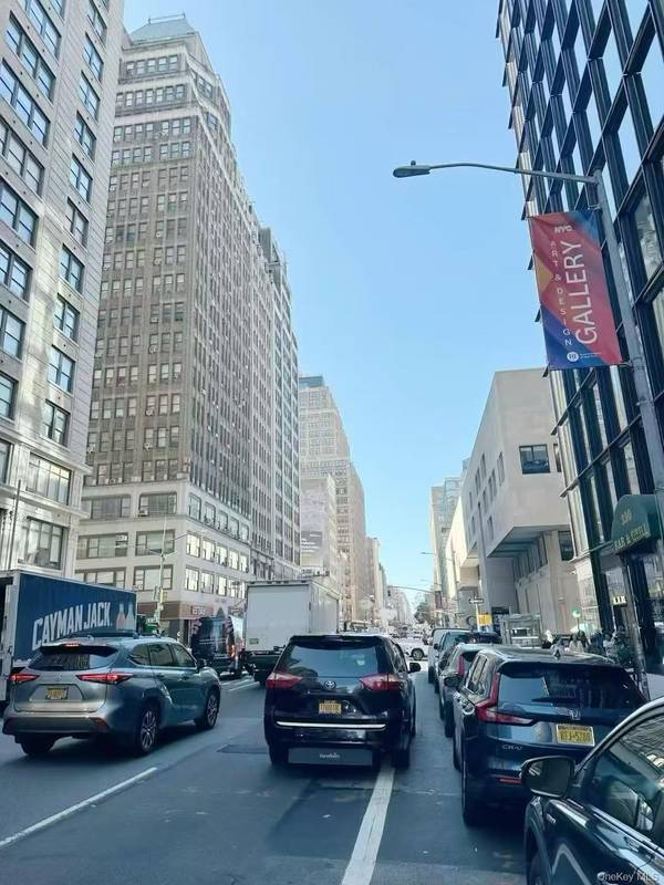 3XX 7th AVE, New York (manhattan), NY 10001