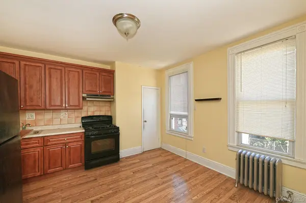 3094 47th ST, Astoria, NY 11103