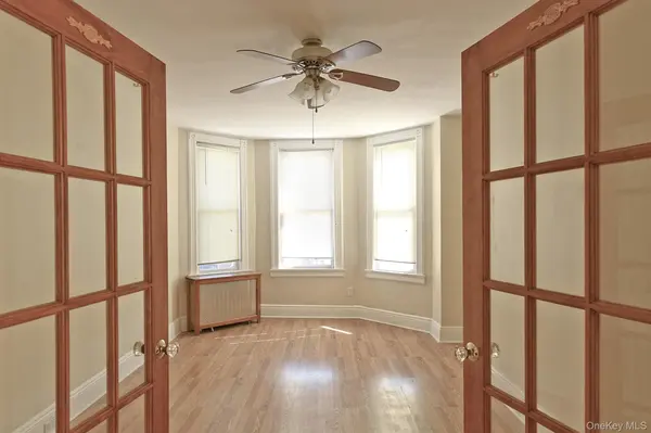 3094 47th ST, Astoria, NY 11103