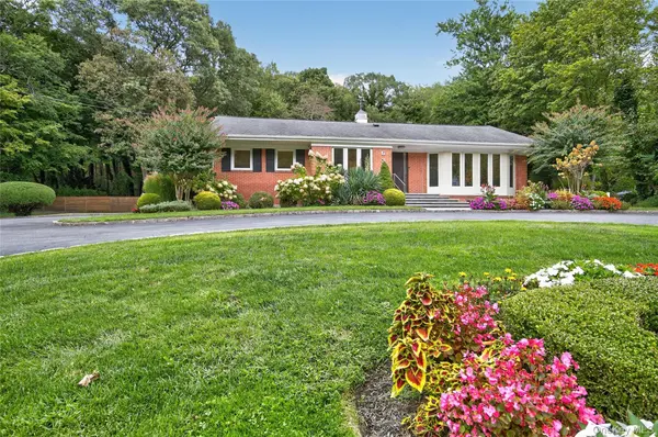 634 Park AVE, Huntington, NY 11743