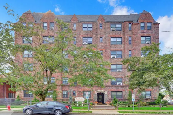 141 Woodmere BLVD #6E, Woodmere, NY 11598