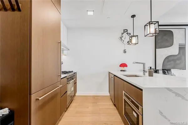 33-66 farrington street, Flushing, NY 11354