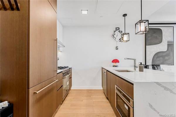 33-66 farrington street, Flushing, NY 11354