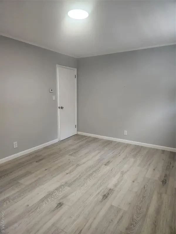 225-19 141 AVE, Springfield Gardens, NY 11413