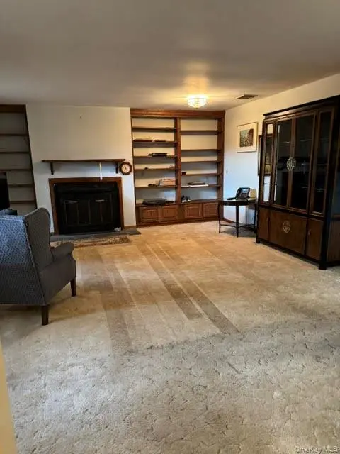 180 West ST, Warwick, NY 10990
