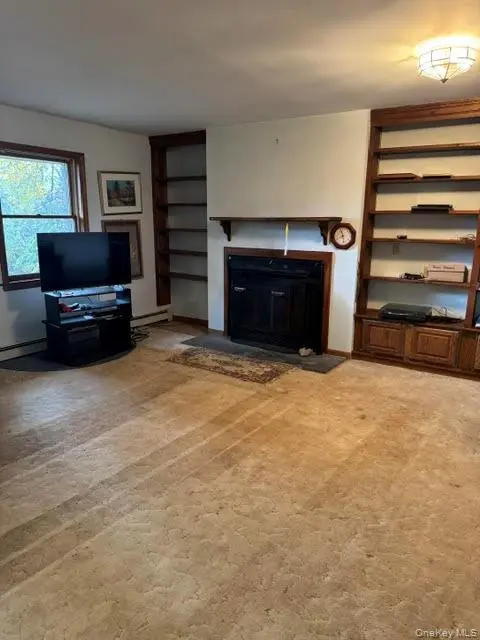 180 West ST, Warwick, NY 10990