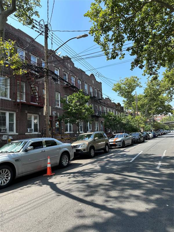 596 Wyona Street, Brooklyn, NY 11207