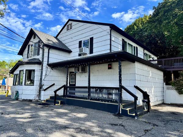 749 Mount Sinai Coram RD, Mount Sinai, NY 11766