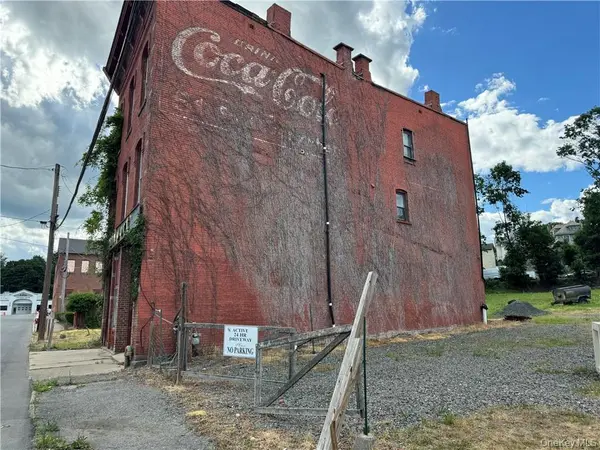 12-14 Union ST, Middletown, NY 10940