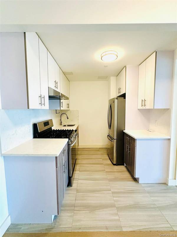 62-98 Woodhaven Blvd #6F, Rego Park, NY 11374