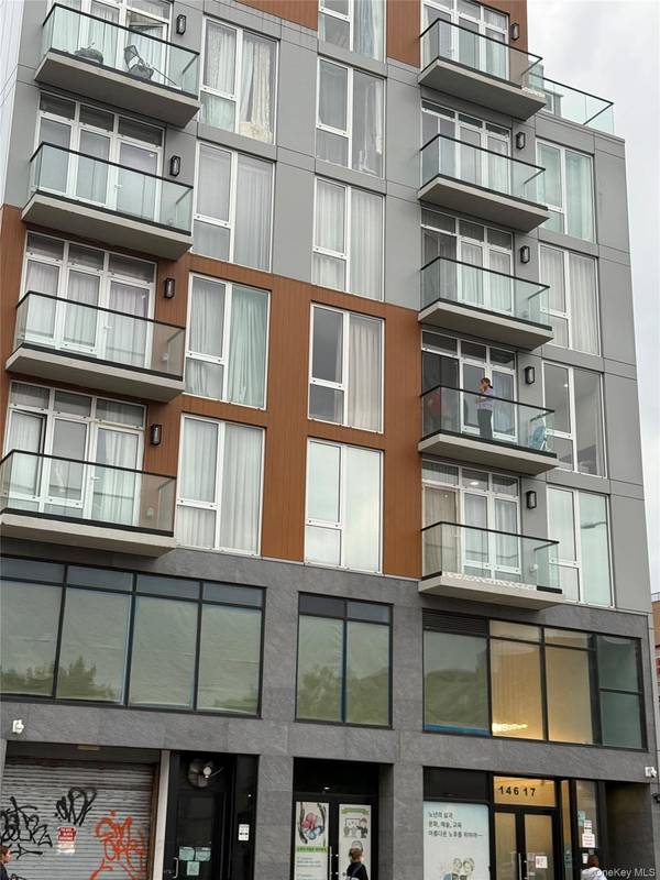 146-17 Northern BLVD #2nd Fl, Flushing, NY 11354