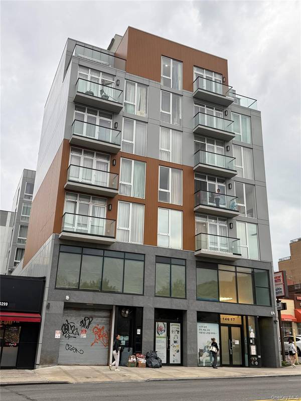 146-17 Northern BLVD #2nd Fl, Flushing, NY 11354