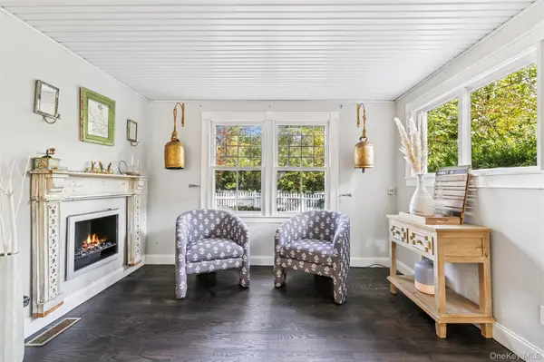 212 LUMBER LN, Bridgehampton, NY 11932