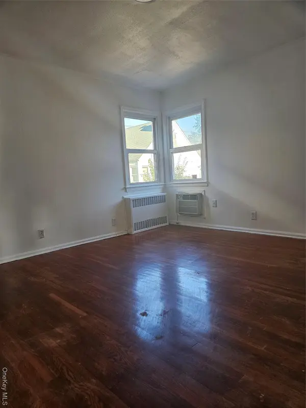 16818 144th TER, Jamaica, NY 11434
