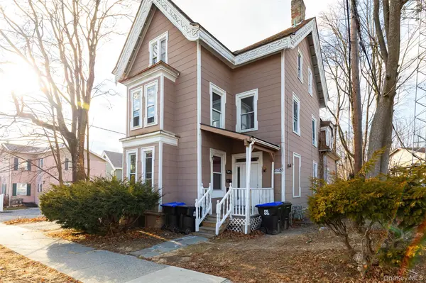 18 S Clinton ST, Poughkeepsie, NY 12601