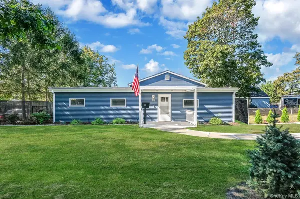 14 E 3rd ST, Patchogue, NY 11772