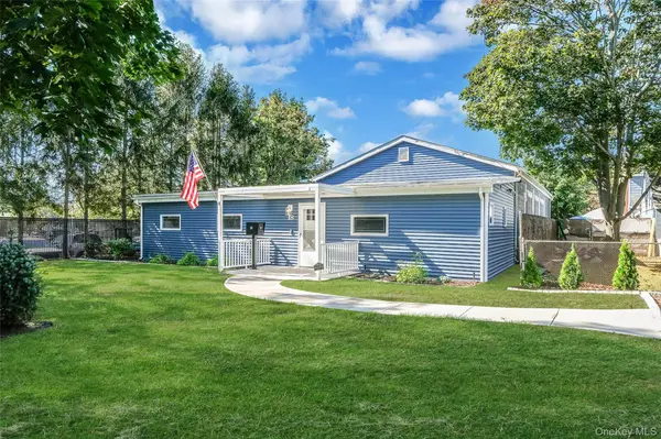 14 E 3rd ST, Patchogue, NY 11772