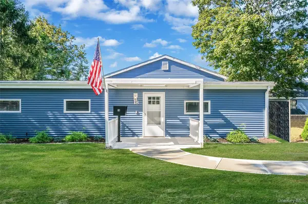 14 E 3rd ST, Patchogue, NY 11772