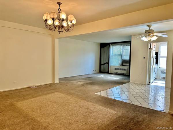 83-77 Woodhaven BLVD #2A, Woodhaven, NY 11421