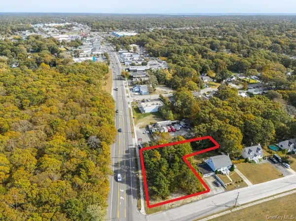 574 Montauk HWY #1, Shirley, NY 11967