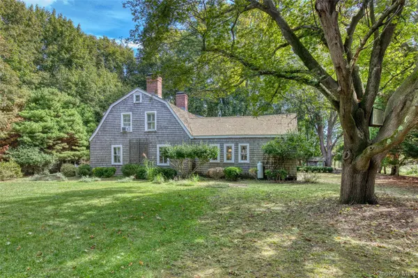 240 August LN, Greenport, NY 11944
