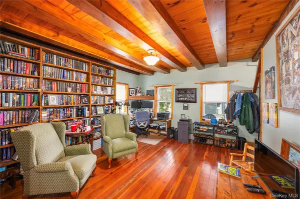 186 & 191 White Schoolhouse Rd, Rhinebeck, NY 12572