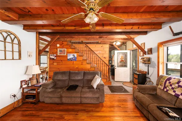 186 & 191 White Schoolhouse Rd, Rhinebeck, NY 12572