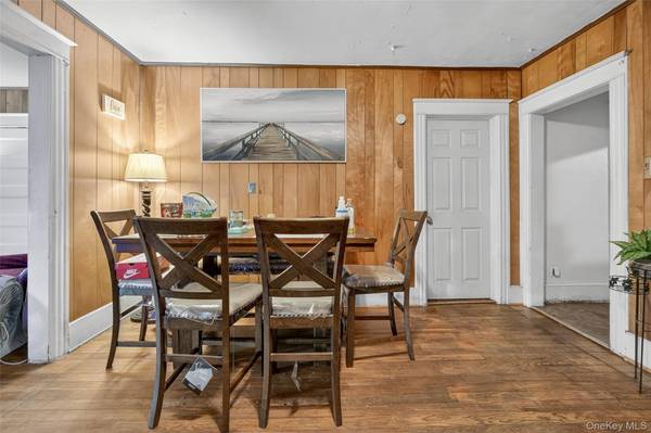 60 Lent ST, Poughkeepsie, NY 12601
