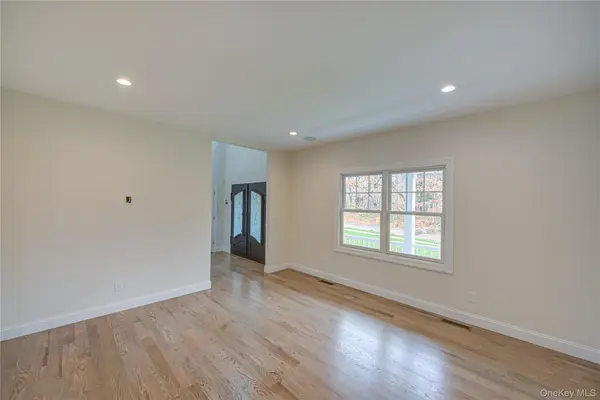 176 Southern BLVD, Nesconset, NY 11767