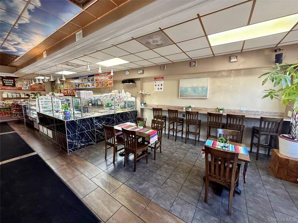 166 Long Beach RD, Island Park, NY 11558