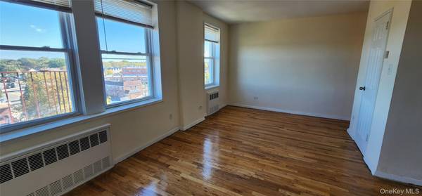 222-89 Braddock Ave #6-D, Bellerose, NY 11428