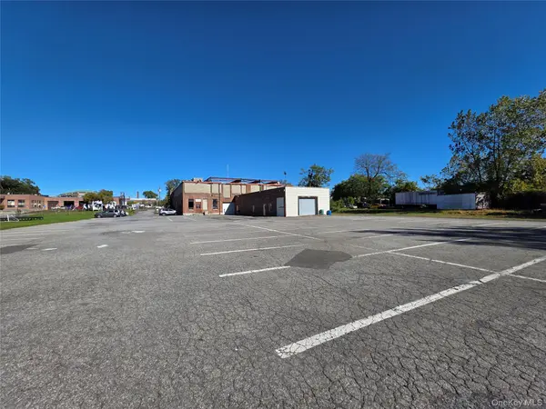 85 Dickson ST, Newburgh, NY 12550