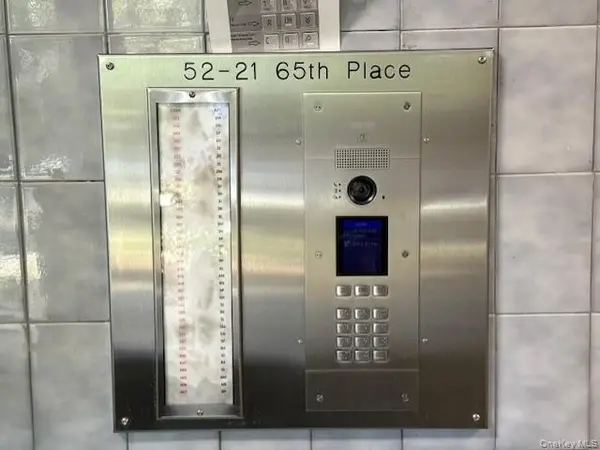 52-21 65th PL #6P, Maspeth, NY 11378