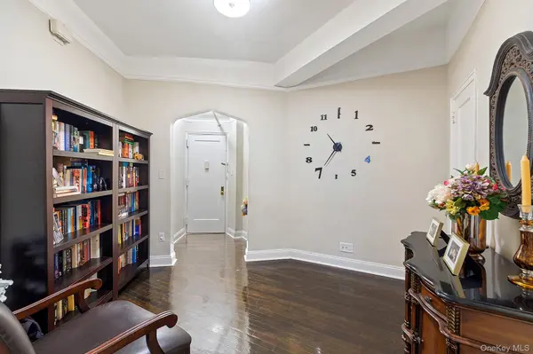 3875 Waldo AVE #5M, Bronx, NY 10463