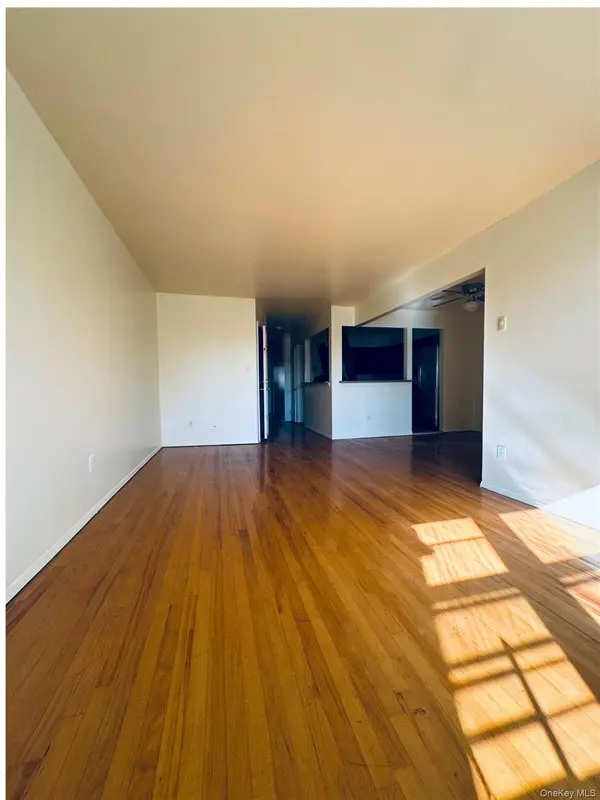 210-24 23rd AVE, Bayside, NY 11360