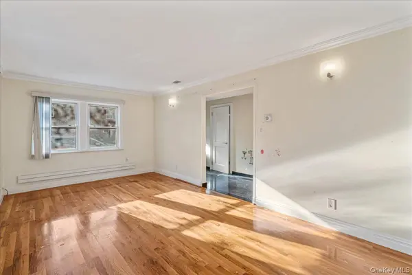 57-81 228 ST, Flushing, NY 11364