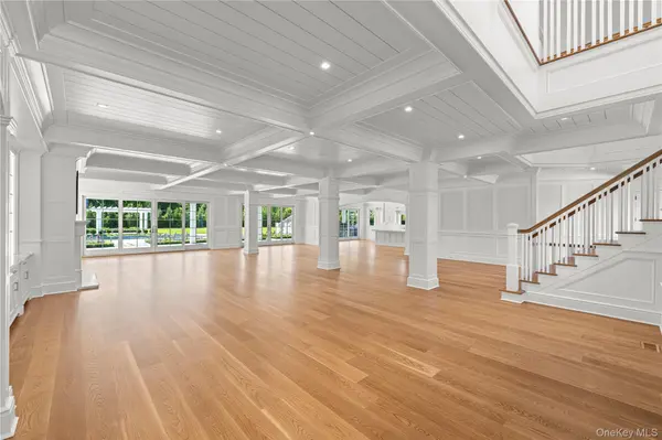 5 Michaels WAY, Westhampton Beach, NY 11978