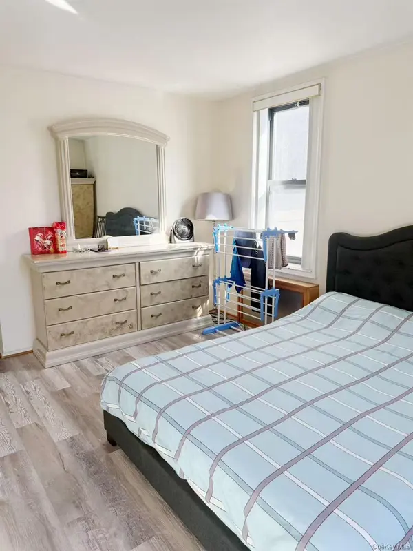 38-15 149th ST #1A, Flushing, NY 11354