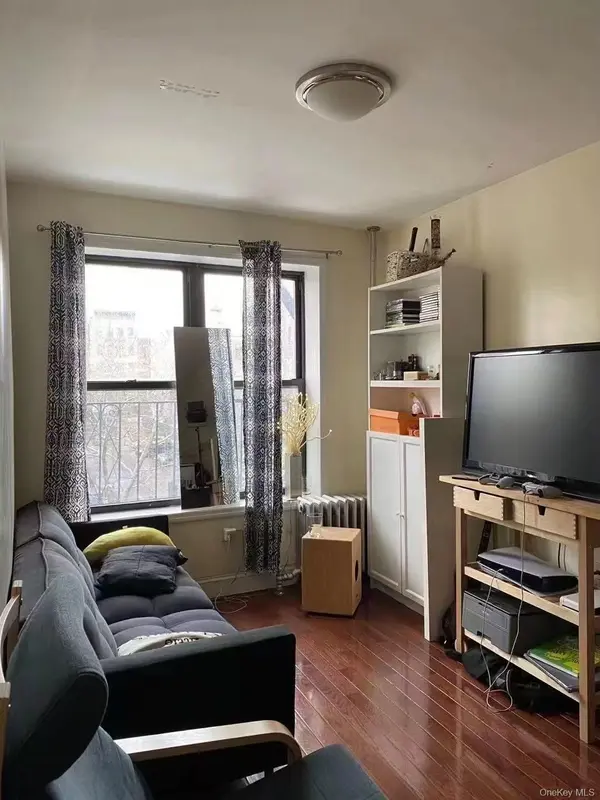 51 Orchard ST, New York (manhattan), NY 10002