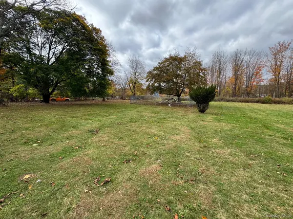 940 Little Britain RD, New Windsor, NY 12553