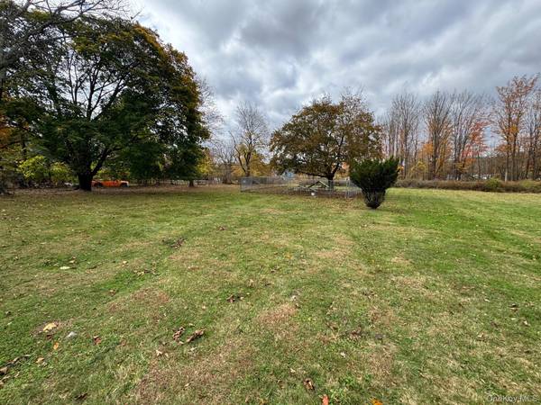 940 Little Britain RD, New Windsor, NY 12553