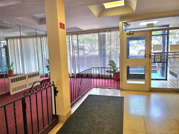 87-70 173 ST #5G, Jamaica, NY 11432