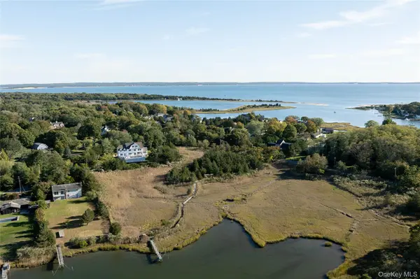105 Waterview DR, Southold, NY 11971