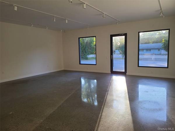 1636 Route 9G #C, Hyde Park, NY 12538