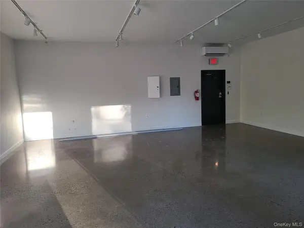 1636 Route 9G #C, Hyde Park, NY 12538